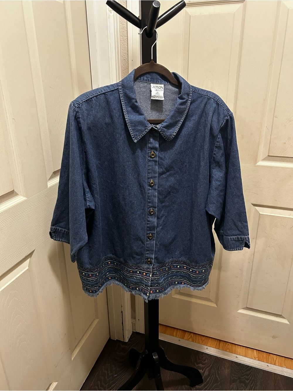 Vintage  Allison Daley Blue Denim Button-Front Shirt Jacket